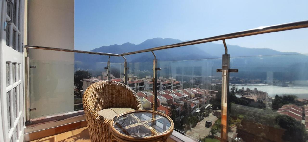 Golden Healing Journeys Homestay Rishīkesh Exteriör bild