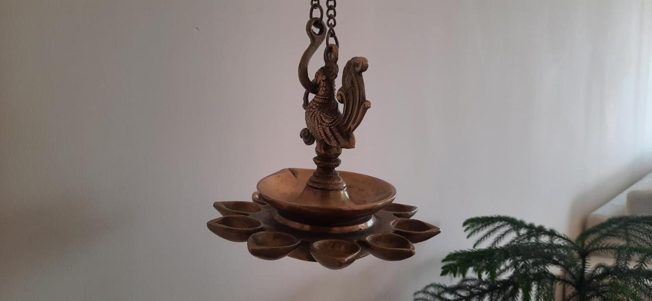 Golden Healing Journeys Homestay Rishīkesh Exteriör bild