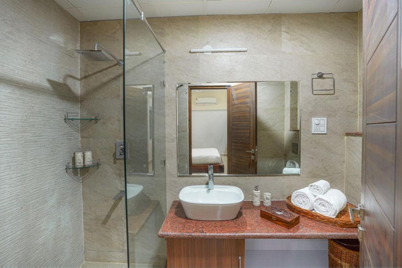Golden Healing Journeys Homestay Rishīkesh Exteriör bild